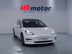 Blanco Usado 2022 Tesla Model 3 Standard Range Berlina | 30.770 € (Precio justo)