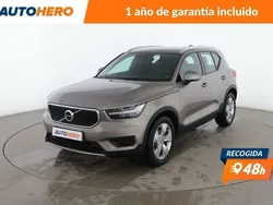 Beige Usado 2020 Volvo XC40 Momentum SUV | 24.399 € (Precio justo)