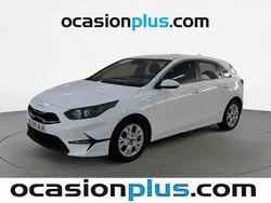Blanco Usado 2023 Kia Ceed Utilitario | 15.864 € (Super precio)