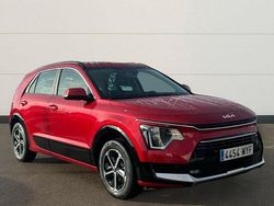 Rojo Usado 2025 Kia Niro SUV | 25.490 € (Precio justo)