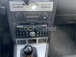 Gris / plata Usado 2004 Ford Mondeo Futura Berlina | 3500 € (Precio justo)