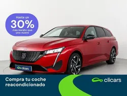 Rojo Usado 2024 Peugeot 308 Allure Familiar | 23.290 € (Buen precio)