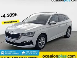 Blanco Usado 2021 Skoda Scala Ambition Utilitario | 15.591 € (Precio justo)