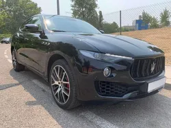 Negro Usado 2018 Maserati Levante GranLusso SUV | 47.350 € (Precio justo)