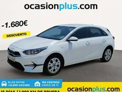 Blanco Usado 2023 Kia Ceed Utilitario | 16.810 € (Buen precio)