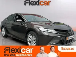Marrón Usado 2021 Toyota Camry Luxury Berlina | 29.990 € (Precio justo)