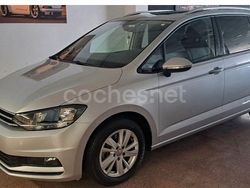 Gris / plata Usado 2020 VW Touran Advance Monovolumen | 14.500 € (Super precio)