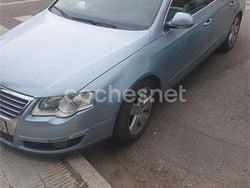 Gris / plata Usado 2006 VW Passat Advance Berlina | 3900 € (Precio justo)