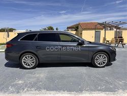 Azul Usado 2022 Seat Leon XCELLENCE Familiar | 15.900 € (Super precio)