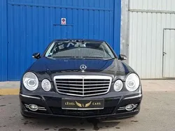 Negro Usado 2008 Mercedes E200 Avantgarde Berlina | 9900 € (Buen precio)