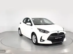 Blanco Usado 2021 Toyota Yaris Business Edition Berlina | 18.600 € (Precio justo)