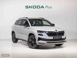 Gris / plateado Nuevo 2025 Skoda Karoq SportLine SUV | 34.500 € (Precio justo)