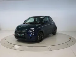 Azul Usado 2022 Fiat 500e La Prima Berlina | 17.095 € (Un poco caro)