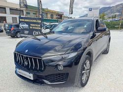 Negro Usado 2017 Maserati Levante GranLusso SUV | 34.999 € (Caro)