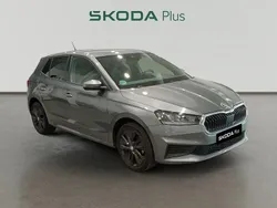 Gris Usado 2021 Skoda Fabia Sport Utilitario | 15.990 € (Precio justo)