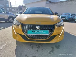 Amarillo Usado 2023 Peugeot 208 Active Utilitario | 14.300 € (Precio justo)