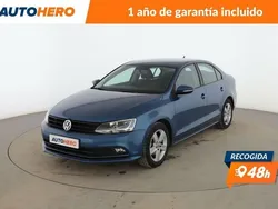 Azul Usado 2015 VW Jetta Advance Berlina | 11.999 € (Precio justo)