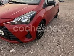 Rojo Usado 2019 Toyota Yaris Active Berlina | 9700 € (Super precio)