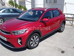 Rojo Usado 2022 Kia Stonic SUV | 14.900 € (Precio justo)