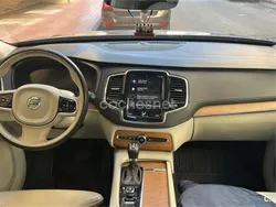 Azul Usado 2019 Volvo XC90 Inscription SUV | 33.900 € (Precio justo)