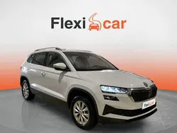 Blanco Usado 2023 Skoda Karoq Ambition SUV | 19.690 € (Super precio)
