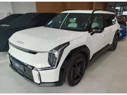 Nuevo 2024 Kia EV9 2 SUV | 72.832 € (Un poco caro)