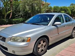 Usado 2006 Volvo S60 Momentum Berlina | 2700 €