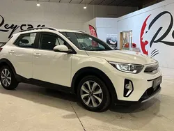 Blanco Usado 2022 Kia Stonic SUV | 17.990 € (Precio justo)