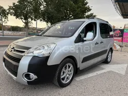 Gris / plata Usado 2009 Citroën Berlingo XTR Monovolumen | 7999 € (Precio justo)