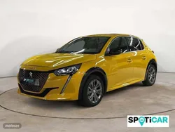 Dorado Usado 2024 Peugeot e-208 Allure Utilitario | 18.900 € (Precio justo)
