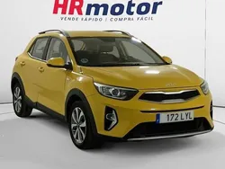 Usado 2022 Kia Stonic SUV | 13.290 € (Precio justo)