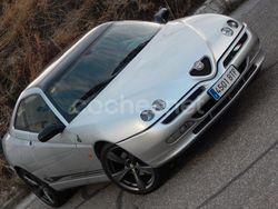 Gris / plata Usado 2002 Alfa Romeo GTV Coupe | 8975 €