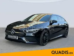 Negro Usado 2024 Mercedes CLA220 Shooting Brake Familiar | 45.900 €