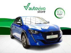 Azul Nuevo 2025 Peugeot e-208 Allure Utilitario | 26.700 €