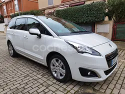 Blanco Usado 2016 Peugeot 5008 Active Monovolumen | 7900 € (Precio justo)