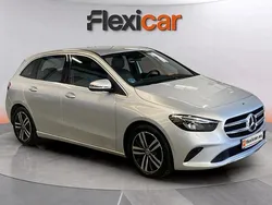 Gris Usado 2022 Mercedes B180 Monovolumen | 19.890 € (Super precio)