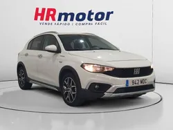 Blanco Usado 2022 Fiat Tipo Cross Berlina | 18.510 € (Precio justo)