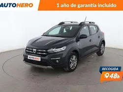 Gris Usado 2021 Dacia Sandero Comfort Utilitario | 13.999 € (Precio justo)