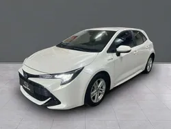 Blanco Usado 2020 Toyota Corolla Active Berlina | 20.500 € (Precio justo)
