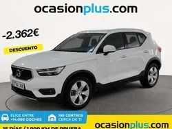 Blanco Usado 2021 Volvo XC40 Momentum SUV | 23.628 € (Precio justo)