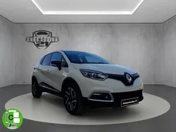 Usado 2015 Renault Captur Zen SUV | 9999 € (Precio justo)