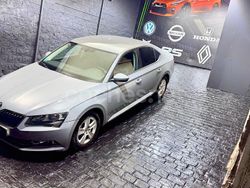 Gris / plata Usado 2019 Skoda Superb Active Berlina | 11.999 € (Precio justo)