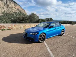Azul Usado 2024 Alfa Romeo Giulia Veloce Berlina | 42.000 €