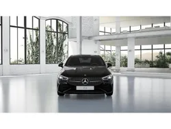 Negro cosmos Nuevo 2024 Mercedes CLA200 Berlina | 44.239 € (Precio justo)