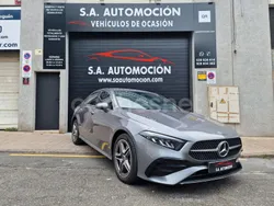 Gris / plata Usado 2023 Mercedes A250 Berlina | 35.990 € (Un poco caro)