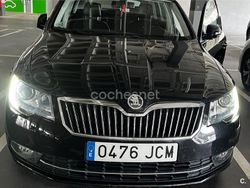 Negro Usado 2015 Skoda Superb Elegance Familiar | 6900 € (Caro)