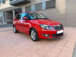 Rojo Usado 2014 Skoda Fabia Berlina | 6390 € (Precio justo)