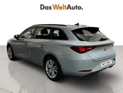Gris plata Usado 2024 Seat Leon ST Style Familiar | 24.350 € (Precio justo)