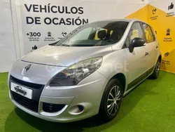 Gris / plata Usado 2010 Renault Scénic III Authentique Monovolumen | 6990 € (Precio justo)