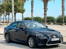 Negro Usado 2020 Lexus IS300h Business Edition Berlina | 17.500 €